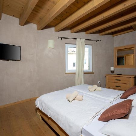 6-Bedroom Villa Chiara With Sea View Premantura Buitenkant foto